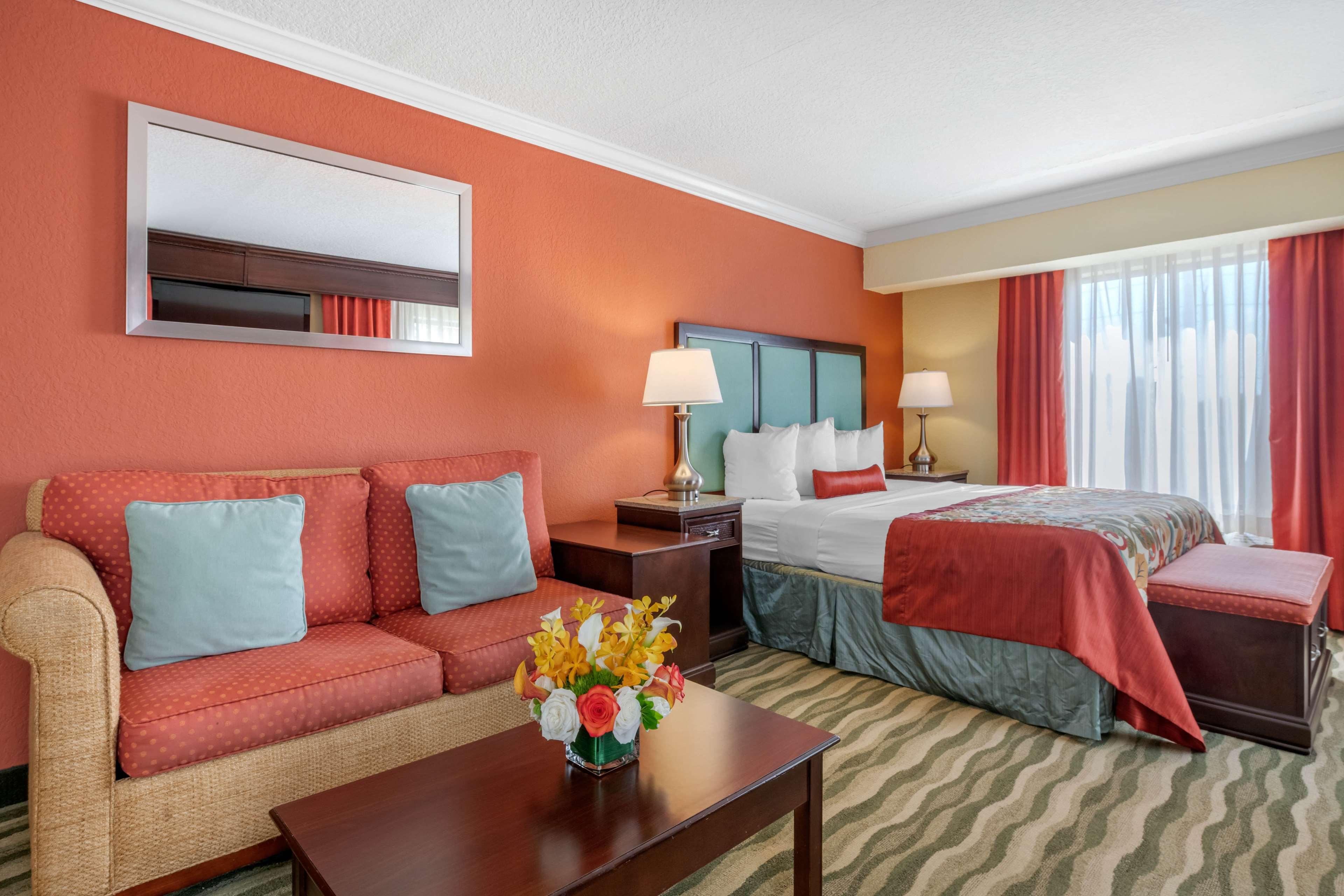 Best Western Plus Palm Beach Gardens Hotel & Suites And Conference Ct Exterior photo