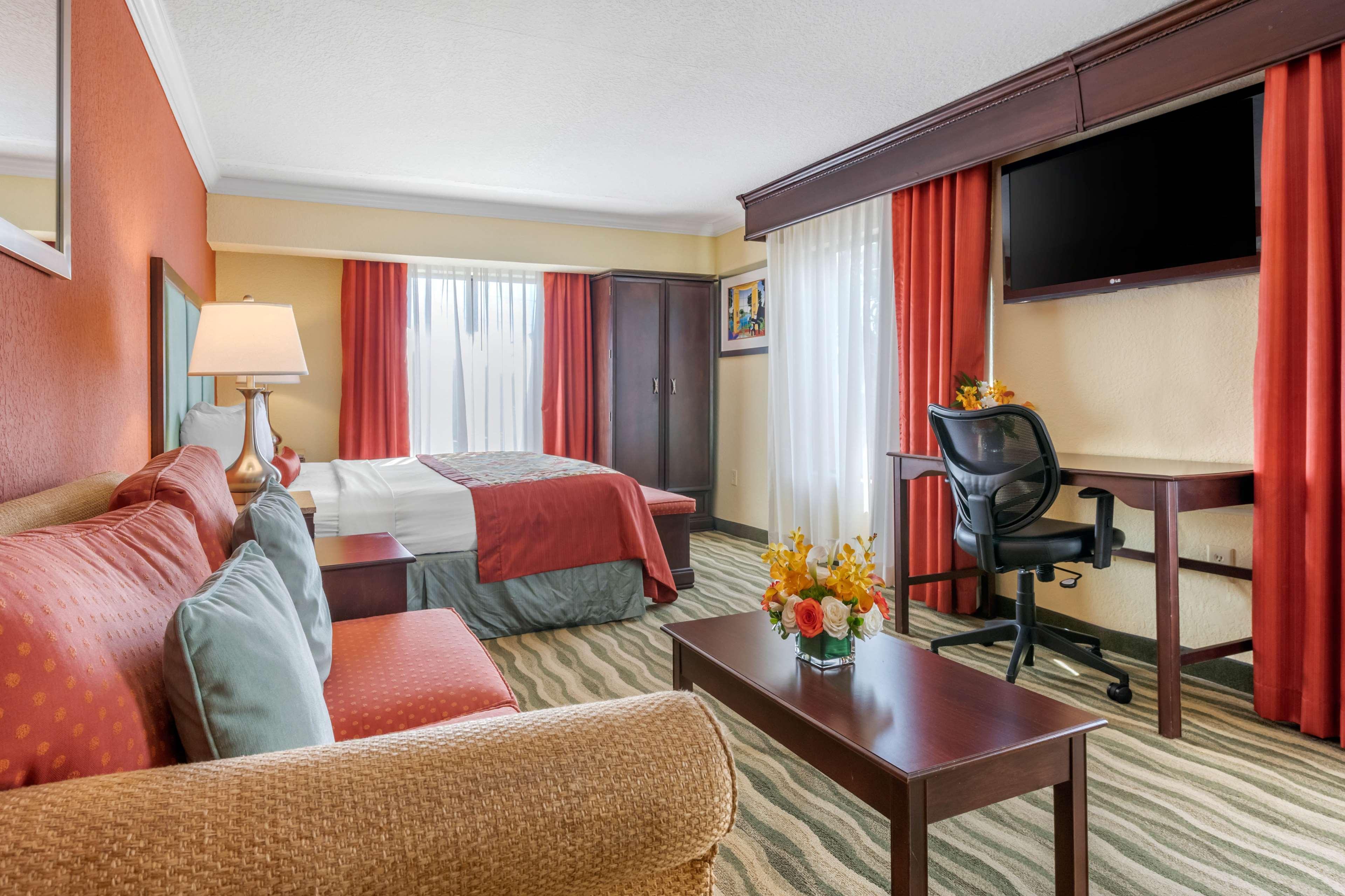 Best Western Plus Palm Beach Gardens Hotel & Suites And Conference Ct Exterior photo